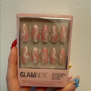 Glamnetic Pink Swirl Press-On Nails
